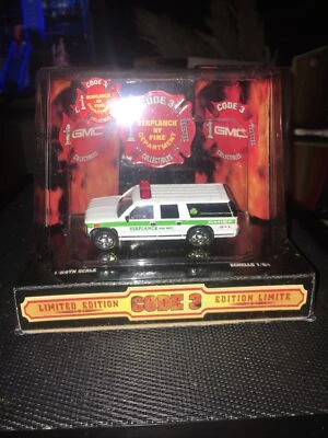 Code 3 Diecast GMC Suburban City of Verplanck FD NIB 1:64  - Image 1 of 4