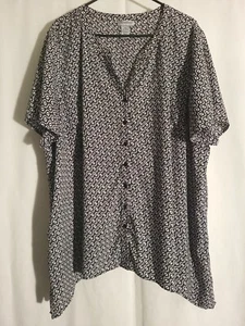 Catherines-Black White Geo Short Sleeve Vneck Button Top Blouse-2X - Picture 1 of 6