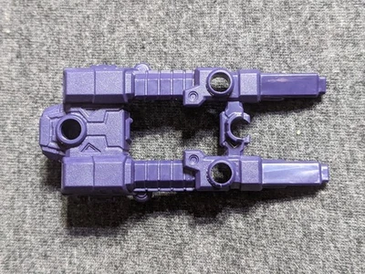 Запчасти Transformers FALL OF CYBERTRON Deluxe Class IMPACTOR БЛАСТЕР ПИСТОЛЕТ Часть FOC - Изображение 1 из 2