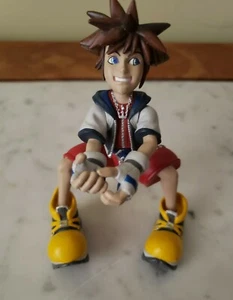 Disney Kingdom Hearts Sora Action Figure- vintage 2002 - Picture 1 of 5