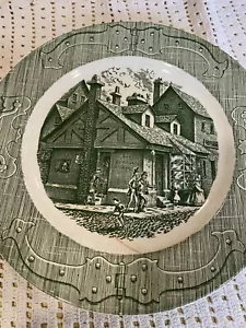VTG THE OLD CURIOSITY SHOP DINNER PLATE 9” Crazing MCM USA Royal China - Picture 1 of 13