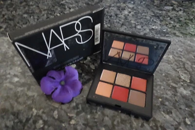 NARS voyaguer eyeshadow palette in hibiscus 1199 new in box 0.02oz - Image 1 of 4