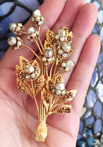 Vintage Early Miriam Haskell? Unsigned Pearl AB Rhinestone Floral bouquet Brooch - Picture 1 of 10