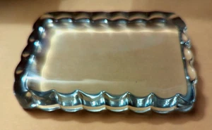 Vintage See Through Glass Paperweight 4 1/2" X 3 1/4" Scalloped Edges VG / VG+ - Picture 1 of 8