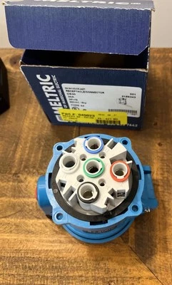 DS30   MELTRIC Receptacle Connector  Switch Rated New Open Box 33-34143-4X-AZT - Image 1 of 4