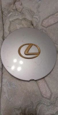 Tapa central de llanta de aleación pintada 95-97 Lexus LS400 16x7 OEM EMBLEMA DORADO Foto 1 de 2