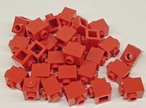 30x- LEGO Mattone Rosso, Modificato 1x1 con Borchie su 2 Lati, Di fronte (47905) Nuovo - Foto 1 di 1