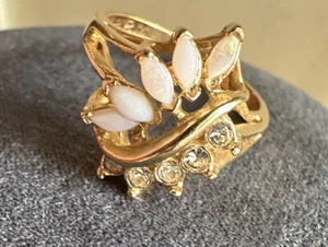 Vintage Genuine Opal and Crystal Cluster Ring Size 8 Gold Tone w Clear Box - Picture 1 of 14