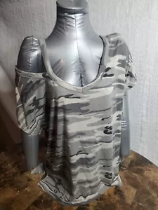 Hybrid Company Shirt Women's Large Camouflage Open Off Shoulder Top - Picture 1 of 7