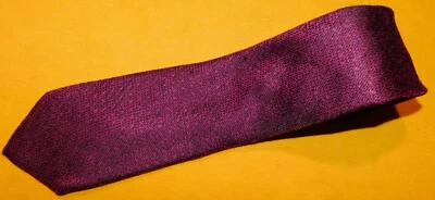 CORBATA STAFFORD BORGOÑA/PUNTOS ROJOS MOTIVO POLIÉSTER/RAYÓN - NUEVA CON ETIQUETAS - CORBATAS DE DISEÑADOR. Foto 1 de 4