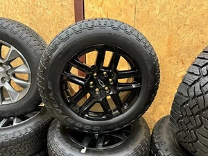 20" Chevy Silverado Black Trail Boss OEM Wheels Goodyear A/T Tire TPMS - Picture 1 of 1