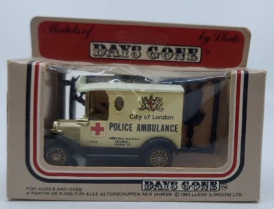 1983 Lledo Diecast Models of Days Gone London Police Ambulance - Image 1 of 4