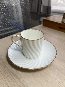 Stunning Vintage China Tea Cup And Saucer Swirl Pattern D008 - Picture 1 of 6