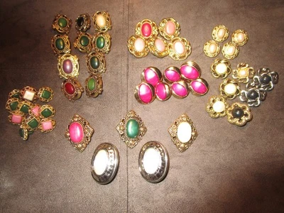 'JEWEL" Buttons 45+ Count Snap Tites and More - Image 1 of 4