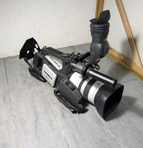 Sold as is - Canon XL2 Mini DV Camcorder 3CCD Digital Video Camcorder A - Picture 1 of 21