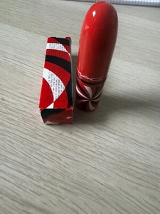 Mac Lippenstift - Magic Charmer - Limited Edition - Neu Und OVP - Dunkel Rot - Bild 1 von 5