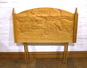 Childrens carved oak headboard = junior bed head - Picture 1 of 6