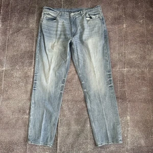 Men's Sean John Athlete Tapered Stretch Light Blue Faded Denim Jeans Sz 38 X 34 - Picture 1 of 5