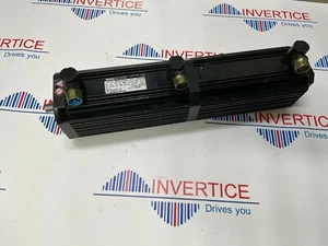 Lenze Servo motor MDSKARA056-22 0.8kW - Picture 1 of 4