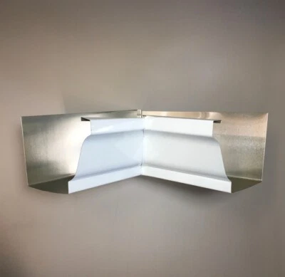 Gutter Box Miter 5" INSIDE Corner 90 ° - High Gloss White - 5K Gutter - K Style - Image 1 of 4