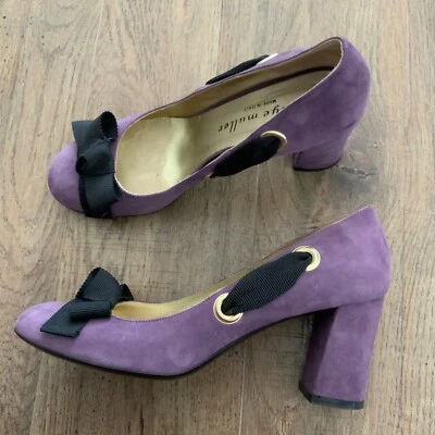 ЗАМШЕВЫЕ ФИОЛЕТОВЫЕ ТУФЛИ-ЛОДОЧКИ BETTYE MULLER с БЛОЧНЫМ КАБЛУКОМ И ЧЕРНЫМ БАНТОМ РАЗМЕР 39,5 — СДЕЛАНО В ИТАЛИИ - Изображение 1 из 4