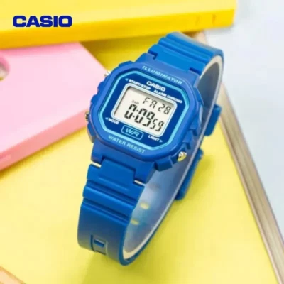 CASIO LA-20WH-2ADF OROLOGIO UNISEX DIGITALE BLU 30x34mm SOTTOCOSTO - Immagine 1 di 4