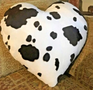 Love Heart Cushion - Picture 1 of 9