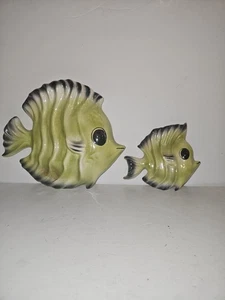 Pair of Vintage MCM Tropical Treasures Ceramic Iridescent Green Fish Wall Pocket - Picture 1 of 8