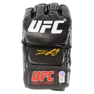Dominick Reyes Signed UFC Glove Beckett Authentic MMA Autograph Memorabilia COA - Picture 1 of 6