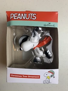 Hallmark Peanuts Snoopy with Top Hat Skating Christmas 2021 Ornament NIB - Picture 1 of 6
