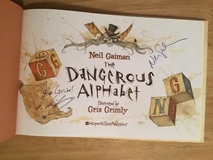 Autografato Da Neil Gaiman & Gris Grimly - Il Pericolosi Alfabeto HC 1st/1st - Picture 1 of 12