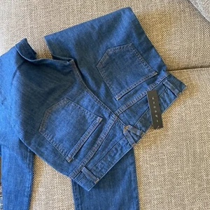 Theory Abrams Jeans Women Size 0 MSRP $210 HALF PRICE - Picture 1 of 5