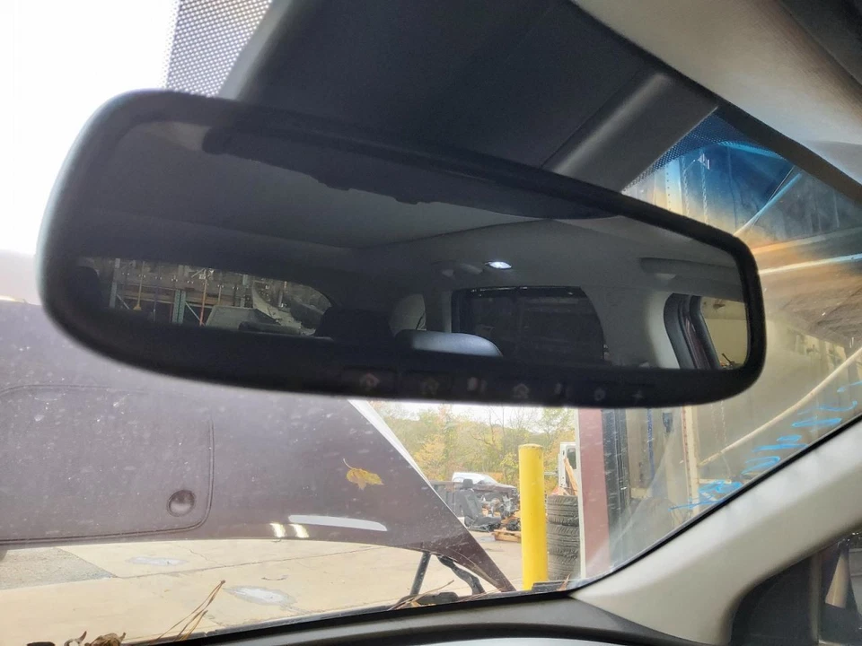 Rear View Mirror With Automatic Dimming Fits 10-21 TUCSON 510497 - Image 1 of 1