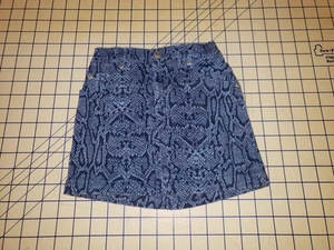 Old Navy Girls Size 4 Blue Snake Skin Stretch Mini Skirt - Picture 1 of 4