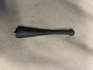 MOTOROLA OEM 800-900 mhz antenna 3 In. XTS5000 XTS1500 XTS2500 XTS3000 - Picture 1 of 6