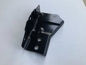 OEM Tesla Model 3 24-26 Left Lower Amplifier Mount Support Bracket 1694450-00-D - Bild 1 von 6