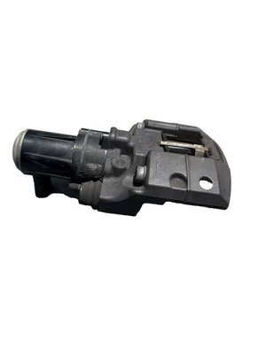 ♦️PINZA FRENO ESTACIONAMIENTO TRASERO IZQUIERDO TESLA MODELO S 2012-2015 OEM, 1021252-00-D Foto 1 de 4