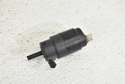 Bomba de lavadora de parabrisas Maserati Quattroporte S 2003-2012 03-12 Foto 1 de 4