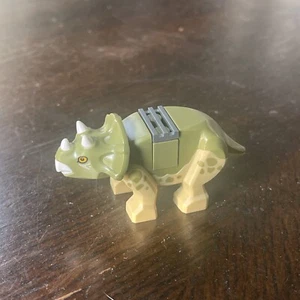 LEGO Jurassic World 75939: Baby Triceratops Dinosaur Sold As Is Free Shipping!!! - Picture 1 of 5