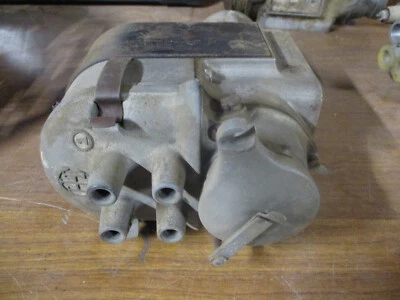 Tractor magneto 4 cyl used` - Image 1 of 3