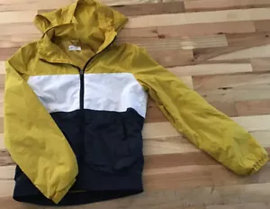 YLg (13-14)black&gold light weight jacket w/removeable hood, front zip closure - Picture 1 of 3