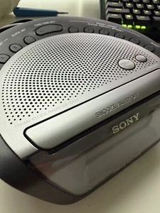 RETRO STYLE Sony Dream Machine ICF-C263 AM/FM Alarm Clock Tested Works - Picture 1 of 5