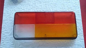 PLASTICA FANALINO POSTERIORE DESTRA PER ALFA ROMEO 2000 ORIGINALE DELL'EPOCA - Picture 1 of 1