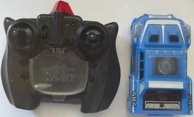 AIR HOGS Zero Gravity Guided Wall Climbing Remote Control Car + controller - Image 1 of 4