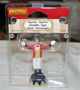 LEMAX VILLAGE COLLECTION RINGMASTER FIGURINE 02952 - Picture 1 of 3