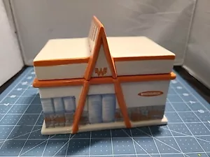 Extremely Rare Whataburger Ceramic Trinket / Cookie Jar - Picture 1 of 9