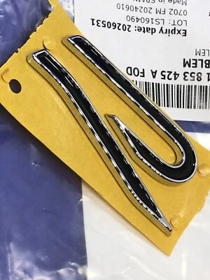 Logo VW R Nero Linea R Calandra Tiguan Golf Roccia di T Passat Stemma Original - Immagine 1 di 4