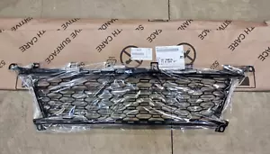 GRIGLIA CENTRALE PARAURTI ANTERIORE NUOVA ORIGINALE BMW SERIE 3 G20 G21 M SPORT 51118069367 - Foto 1 di 5
