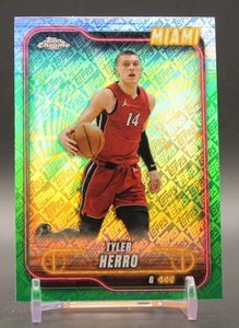 Tyler Herro 2024-25 Topps Chrome Green Topps Logo Refractor Heat - Bild 1 von 2