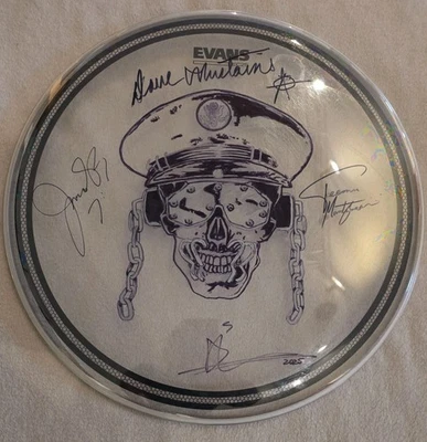Megadeth signierter Drumhead 2025 - Bild 1 von 4